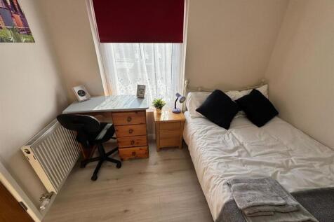 Ensuite Room 5