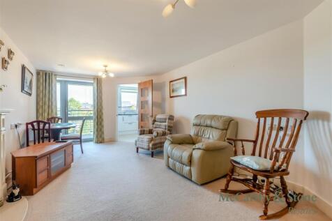 8700732-interior03.jpg