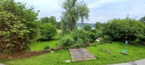 Garden and view to lake