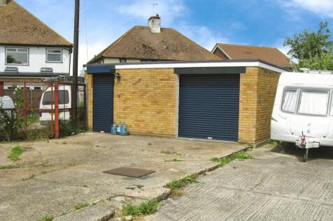 0954d089Brook 20Close 20july 2008 20 283 29.jpg