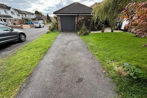 Driveway.jpeg