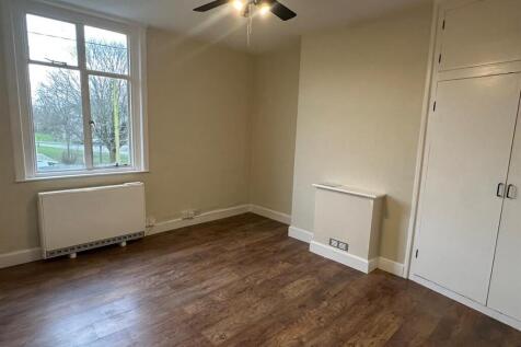 Living Room.jpg