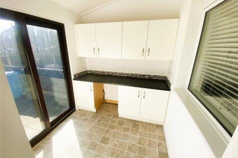 62, Fraser Street, Shaw, Oldham, OL2 photo 4