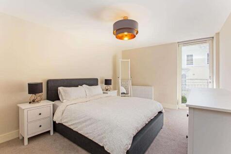 50, Kensington Gardens Square, W2 photo 4