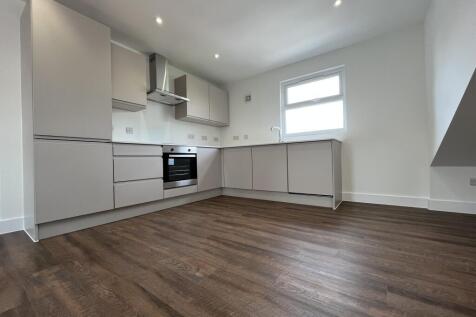Barrfield Road, Salford photo 3
