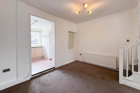 Cavendish Road, Urmston, Manchester, M41 photo 3