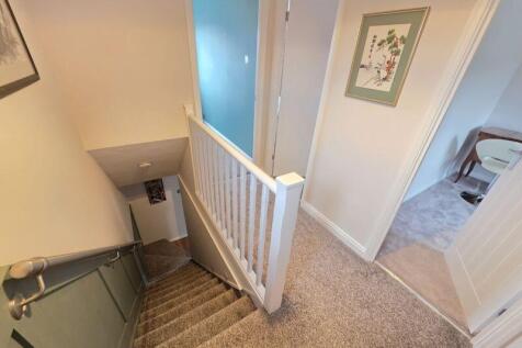 Stairs To First Floor Landing