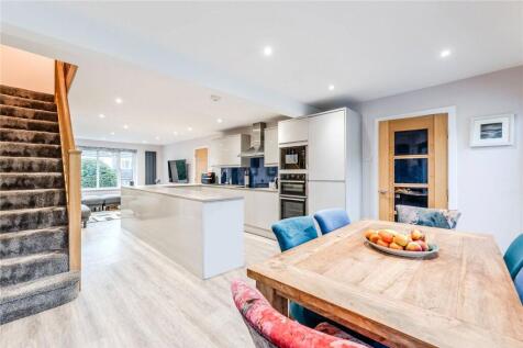 Dining/Kitchen