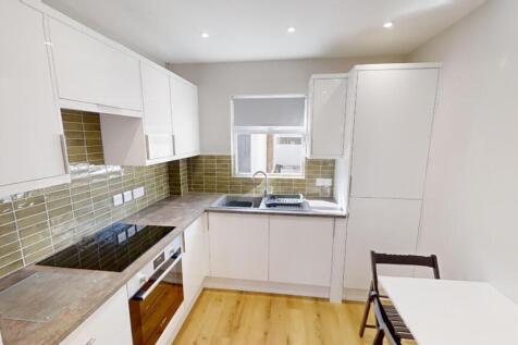 Clovelly Close, Bristol, BS5 photo 4