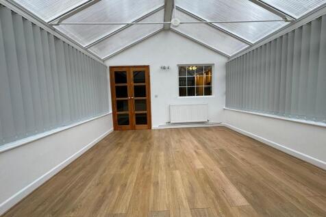 Turnstone Close, Bury St. Edmunds photo 5