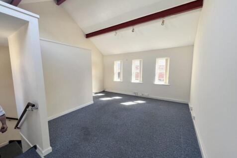 PHOTO 4  13 St Georges Business Centre Portsmout