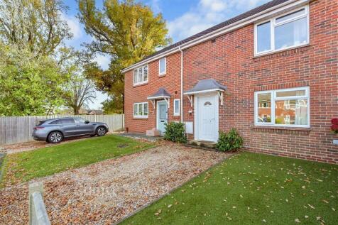H9OWN - Driveway/Parking