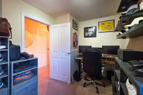 Bedroom2.jpg