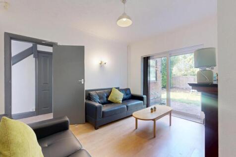 Oaklands Avenue, Loughborough photo 3