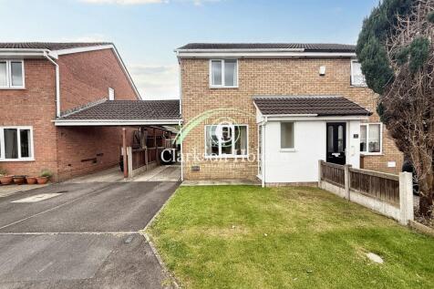 Preston, PR2 - property photo