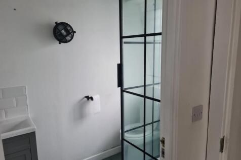 Shower.jpg