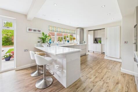 CAM02854G0-PR0430...