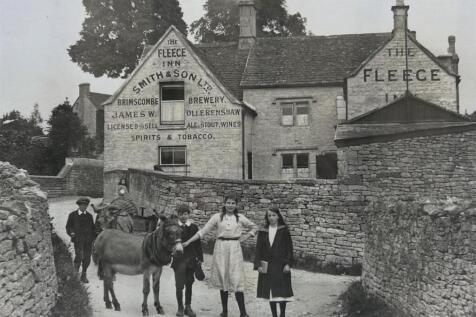Fleece Inn.jpg