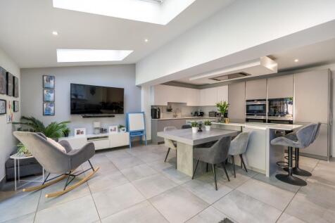 Kitchen/Dining/Living Room