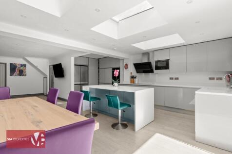 The Cherries St Leonards Road Nazeing Nazeing EN9 2HJ via proper