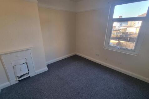 Sir Henry Parkes Road, Coventry, CV5 6BJ photo 5