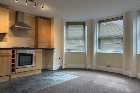 Flat 1, Dykes House, Cliff Road, Hessle, HU13 0HA photo 3