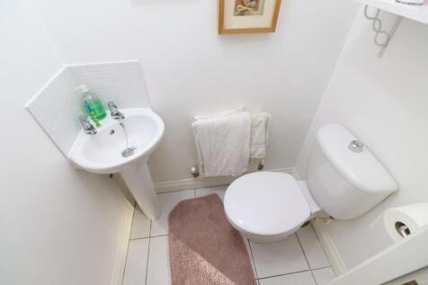 Ground Floor Cloakroom / WC