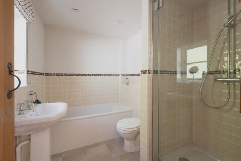 313860 - Bull Hill Cottage, Hawstead-5.jpg