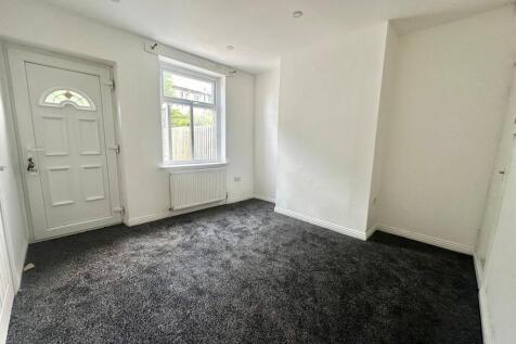 Westlea Avenue, Riddlesden, Keighley, BD20 photo 3