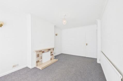 Jerwood Way, Market Harborough photo 3