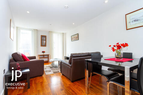 The Hayes, Cardiff, Cardiff (County of), CF10 photo 3