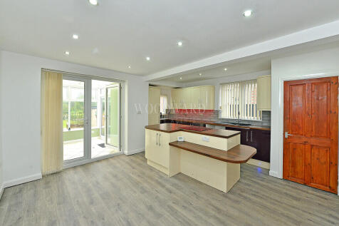 Kitchen/Dining Ro...