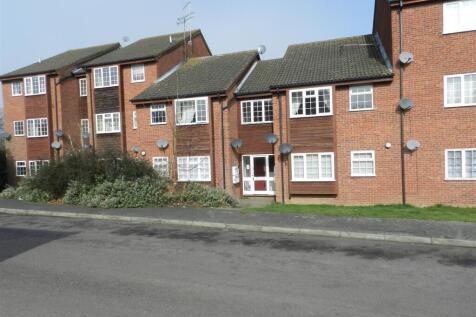 27 St Peters Close - Front.jpg