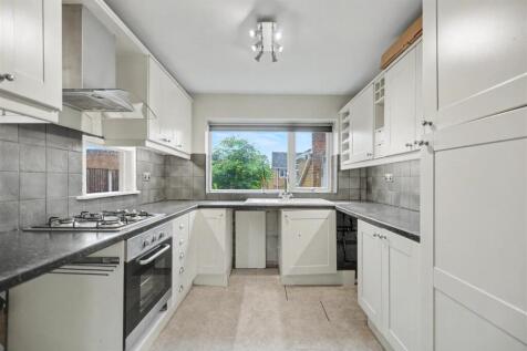 Kitchen_1.jpeg