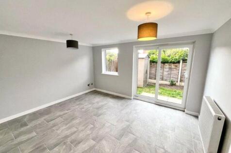 Castleton Road, Southend-on-Sea, Essex, SS2 photo 4