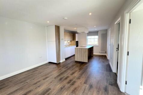OPEN PLAN LIVING DINING KITCHEN