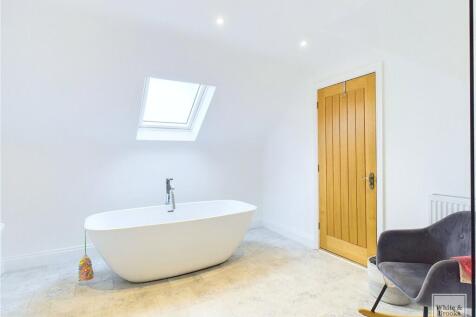 Ensuite/Bathroom