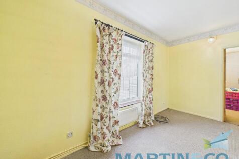 CAM01870G0-PR0157...