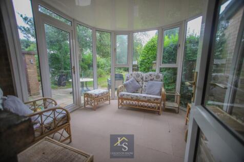 Central Drive, Bramhall, SK7 photo 4