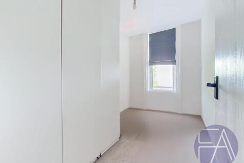 20 Duke Street,Southport photo 5