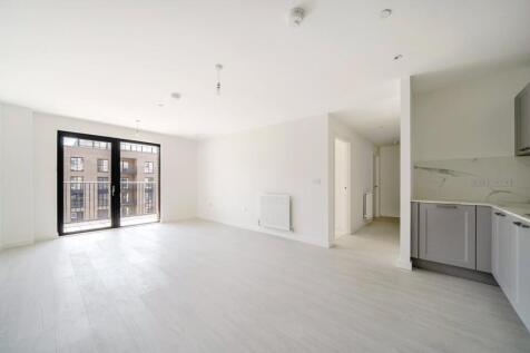 Living Room/Kitchen