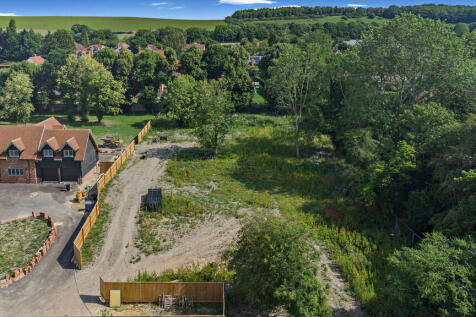 8652493-exterior0...