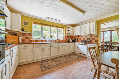 17-681de2573375d-...