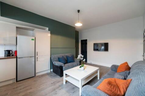 153HS - Living Area