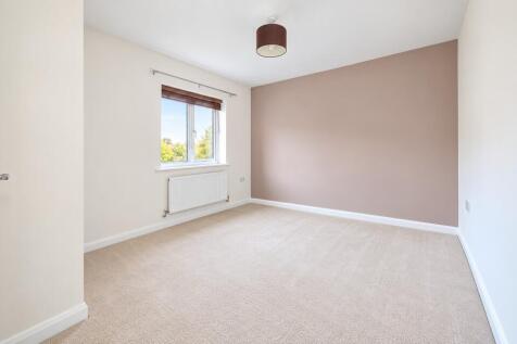 Fenton Place, Leeds, LS10 photo 5
