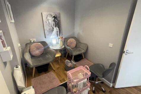 Healthcare Facility for sale Image 6