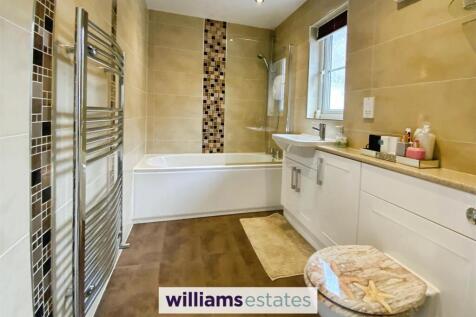 Ground Floor Bathroom