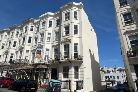 29 Holland Rd ext.jpg