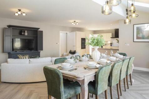 Dandara - Wittering Place  - The Blenheim, Home 03