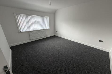 Tranby Close, Wythenshawe, Manchester photo 4